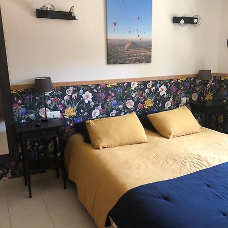 Au Bord De L Eau Bed & Breakfast Surba Exterior foto