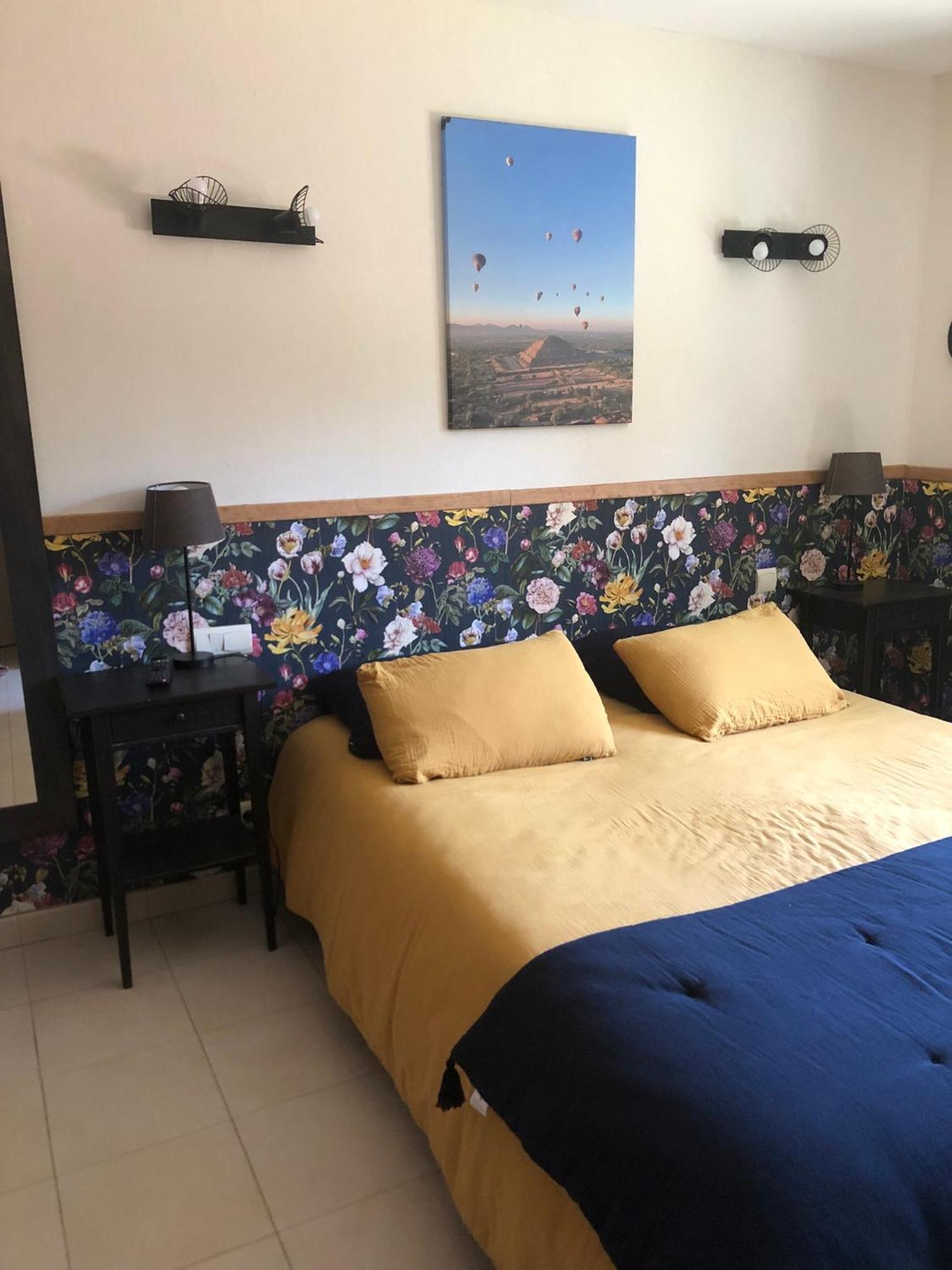 Au Bord De L Eau Bed & Breakfast Surba Exterior foto